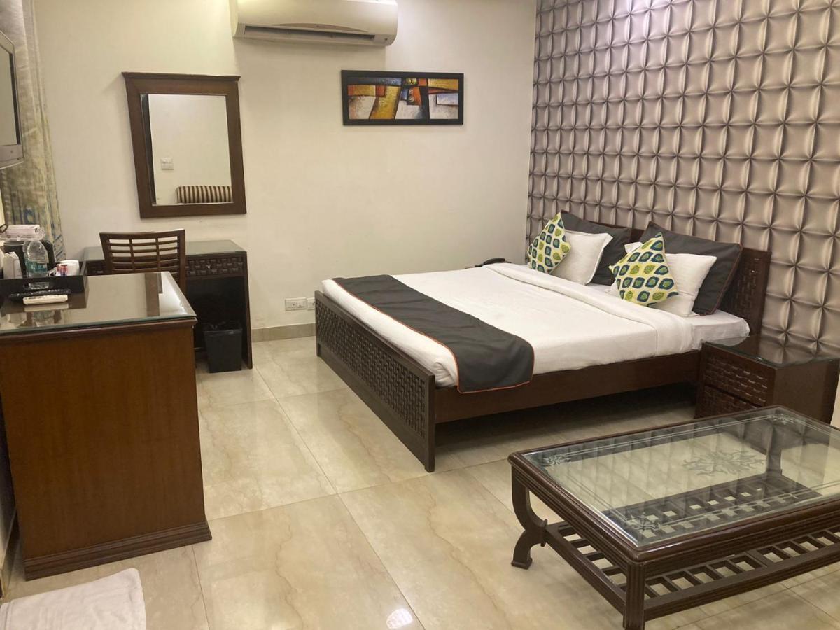 Hermitage By The Cosy Hotels Near Lotus Temple New Delhi Extérieur photo