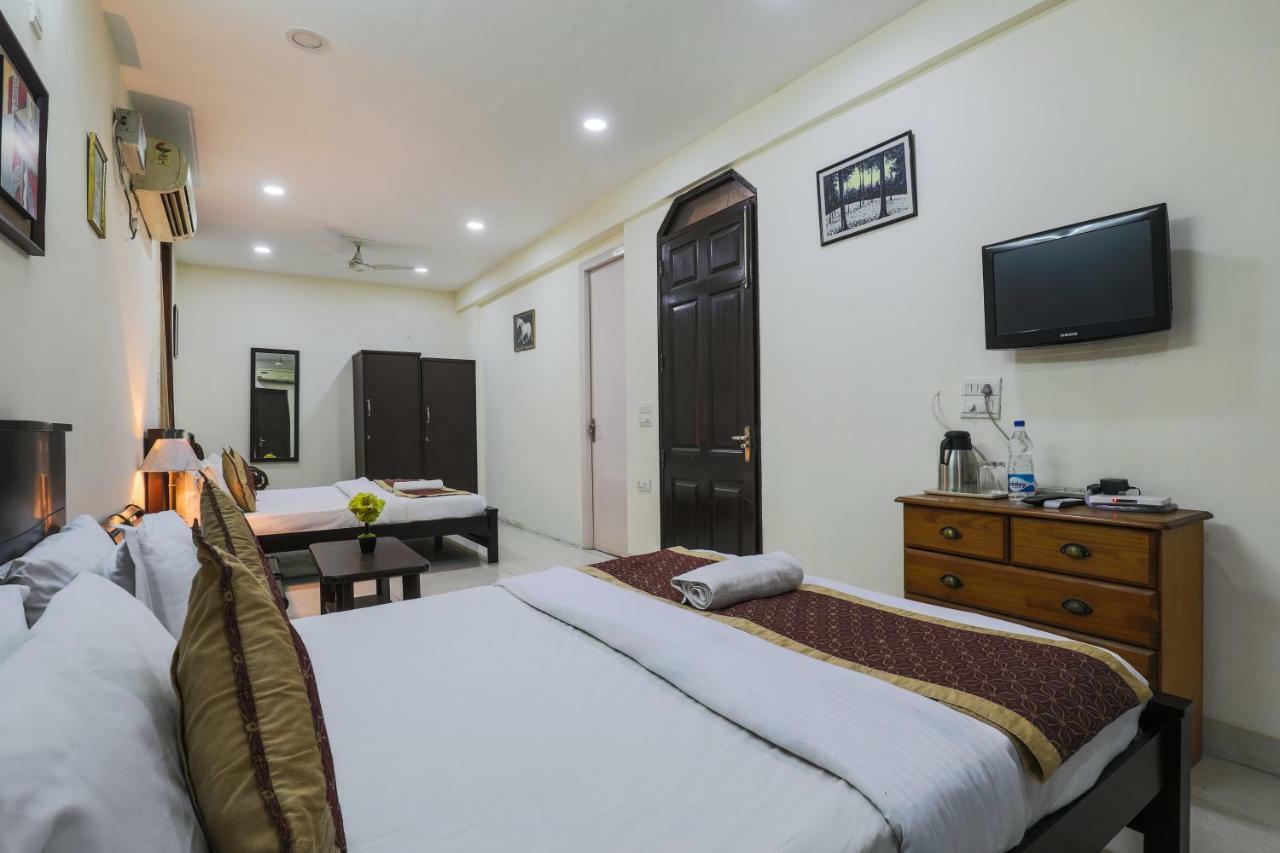 Hermitage By The Cosy Hotels Near Lotus Temple New Delhi Extérieur photo